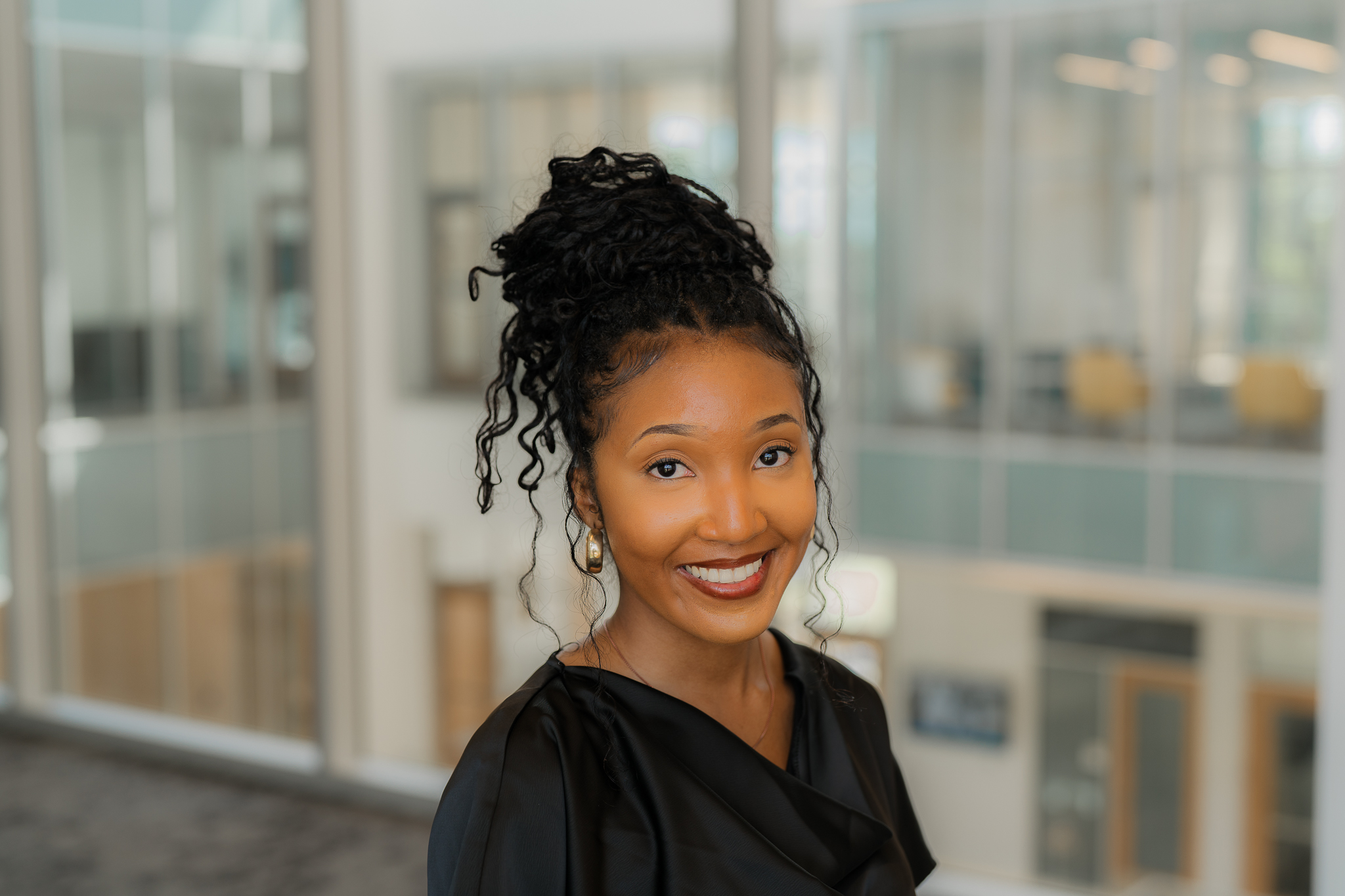 Hallie Russell Headshot